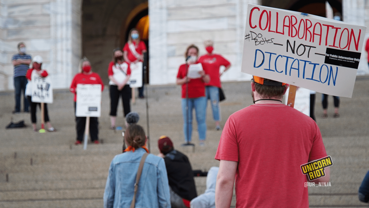 Nurses Picket Over Lack of Protection From Ongoing Viral Pandemic ...