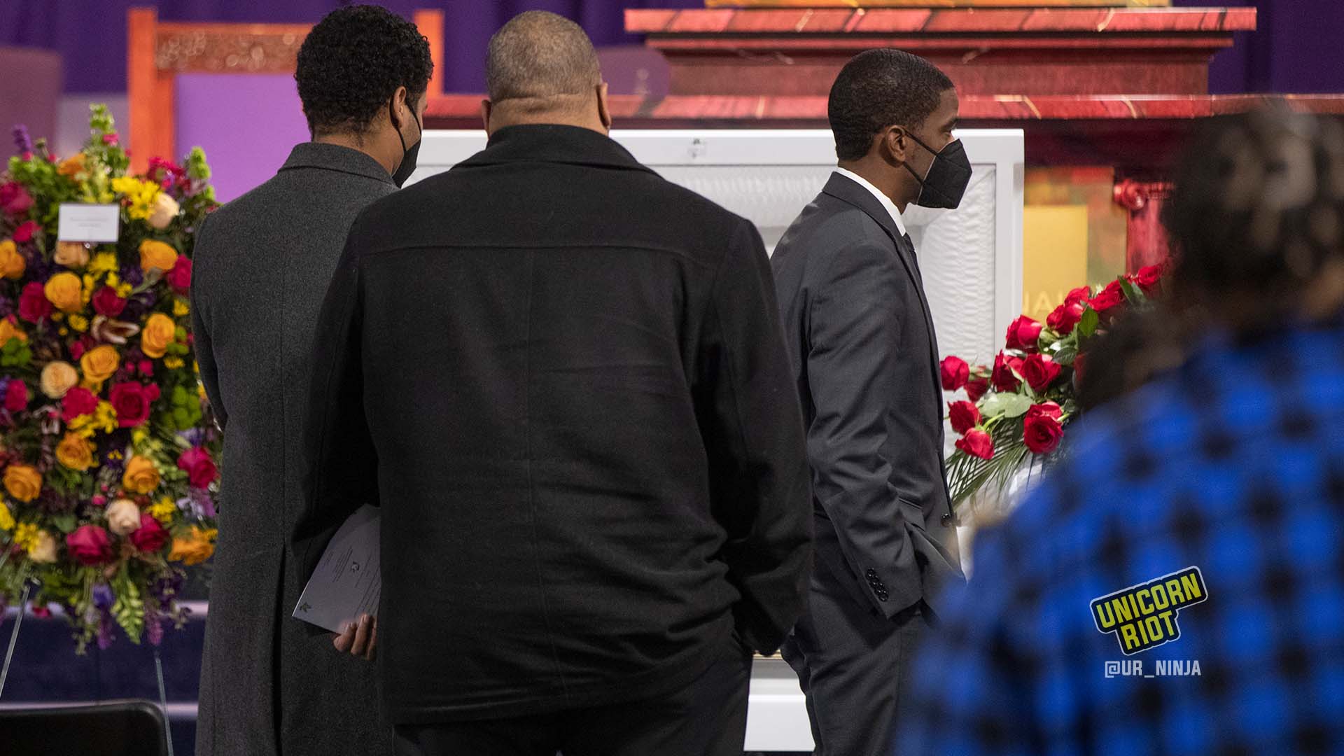 February 17, 2022, Minneapolis, MN: Saint Paul Mayor Melvin Carter pays his respect at the casket of Amir Locke before the start of the funeral at Shiloh Temple.