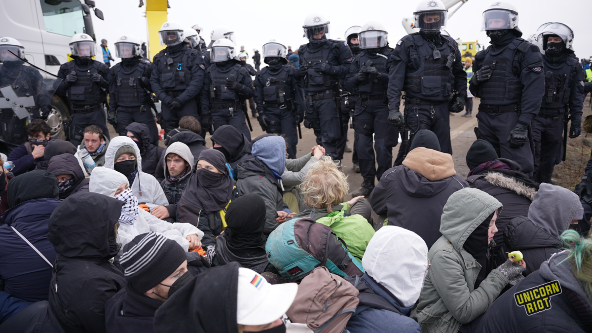Police Evict Environmental Protesters from Lützerath, Germany - UNICORN ...